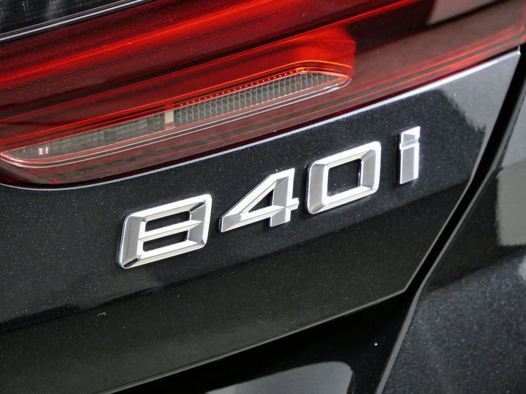 Thumbnail: 2026 BMW 8 Series - 22