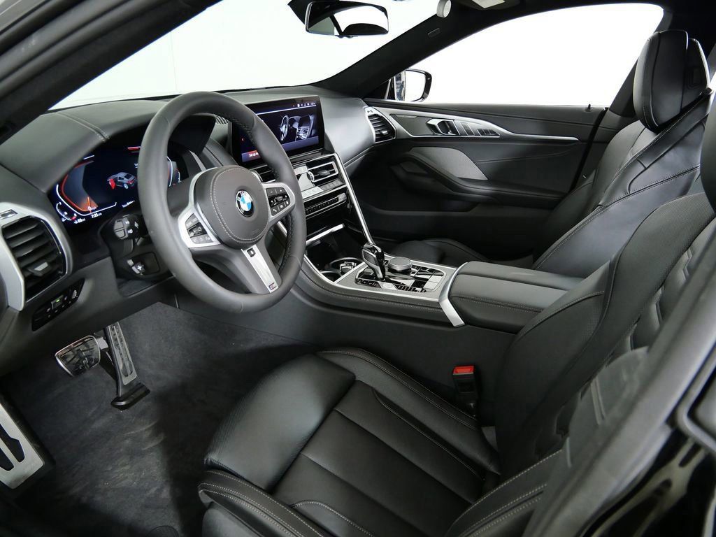 Thumbnail: 2026 BMW 8 Series - 36