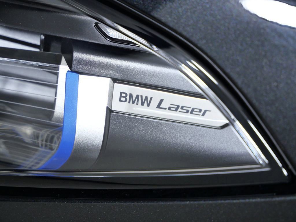 Thumbnail: 2026 BMW 8 Series - 6