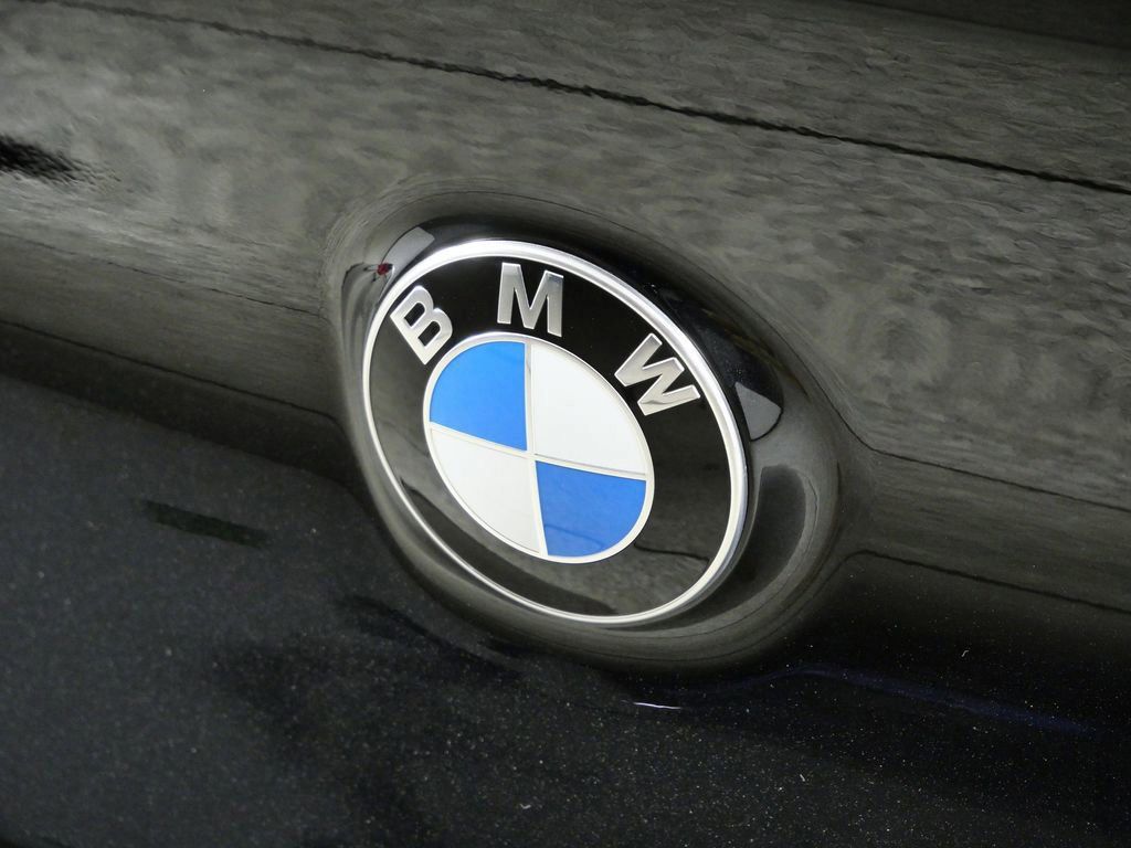 Thumbnail: 2026 BMW 8 Series - 21