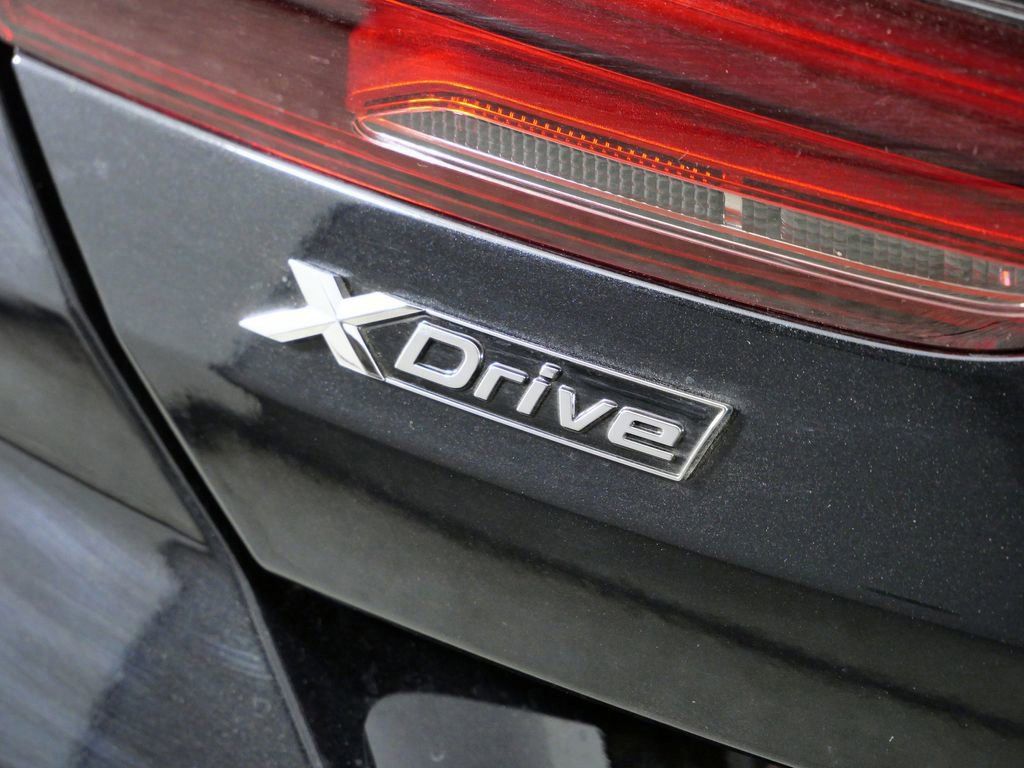Thumbnail: 2026 BMW 8 Series - 23