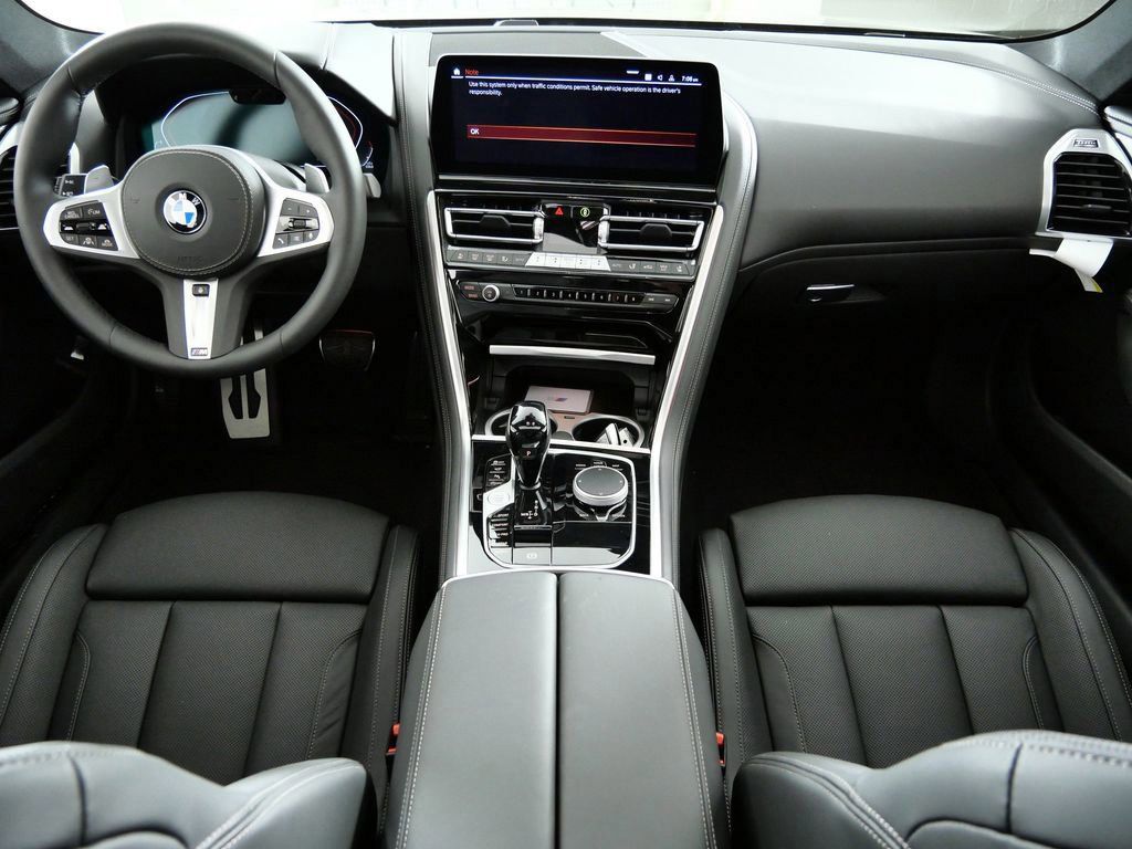 Thumbnail: 2026 BMW 8 Series - 2