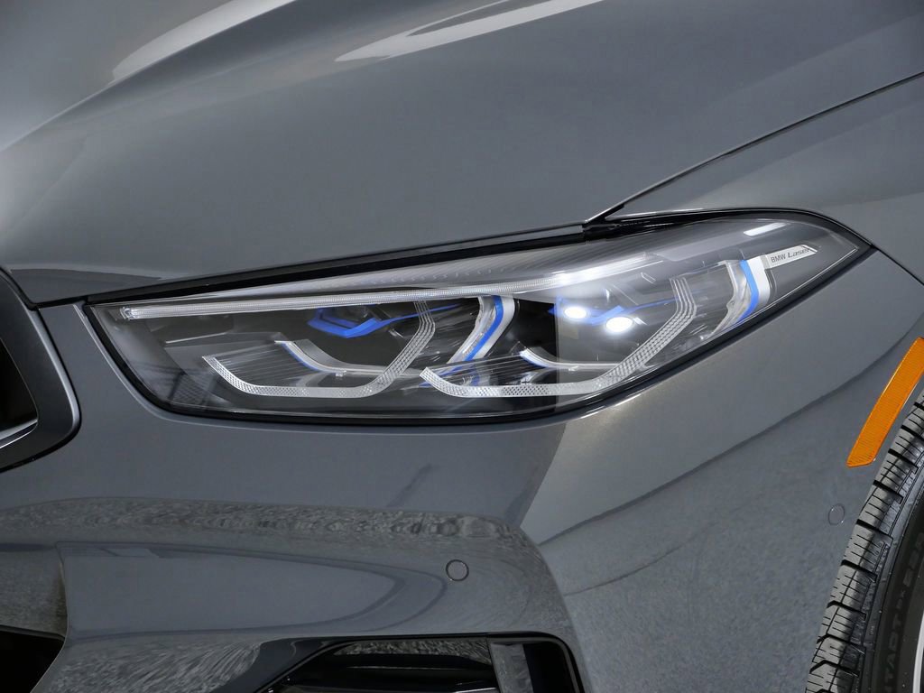 Thumbnail: 2026 BMW 8 Series - 16