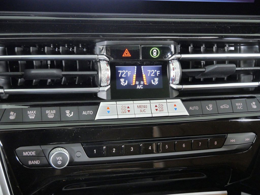 Thumbnail: 2026 BMW 8 Series - 47