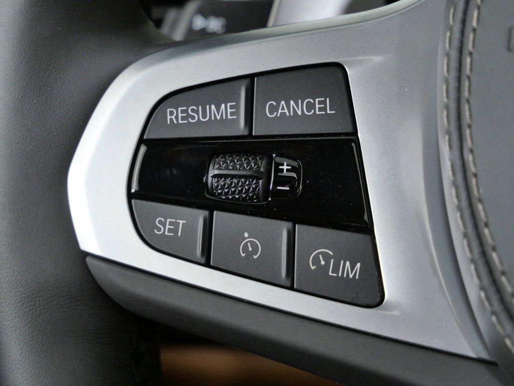 Thumbnail: 2026 BMW 8 Series - 43