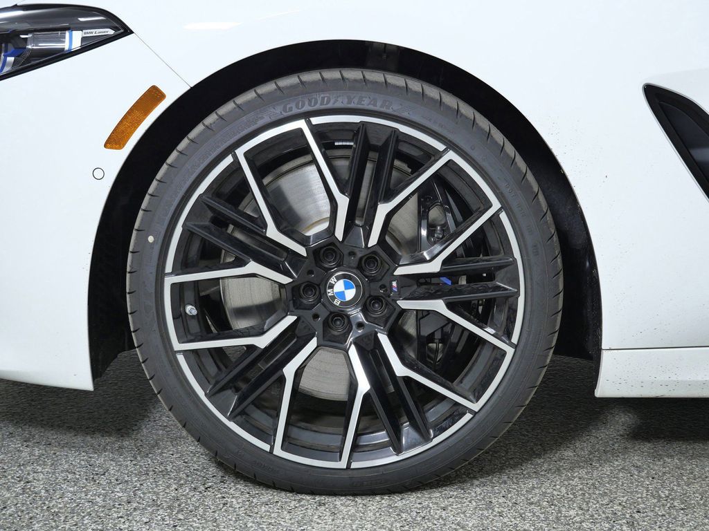 Thumbnail: 2026 BMW 8 Series - 7