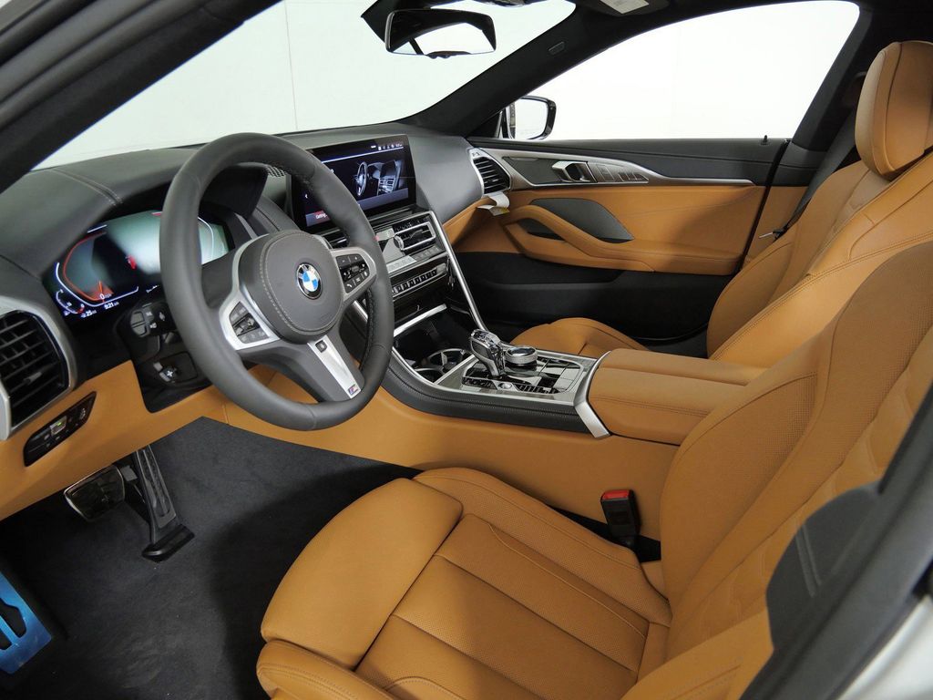 Thumbnail: 2026 BMW 8 Series - 36