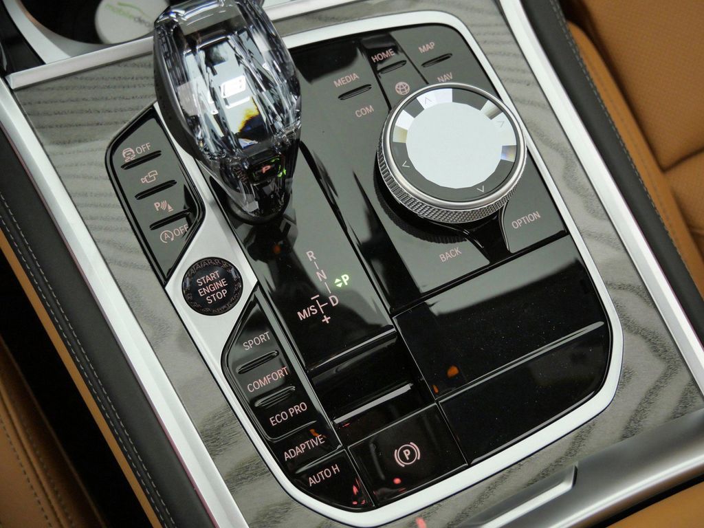 Thumbnail: 2026 BMW 8 Series - 49