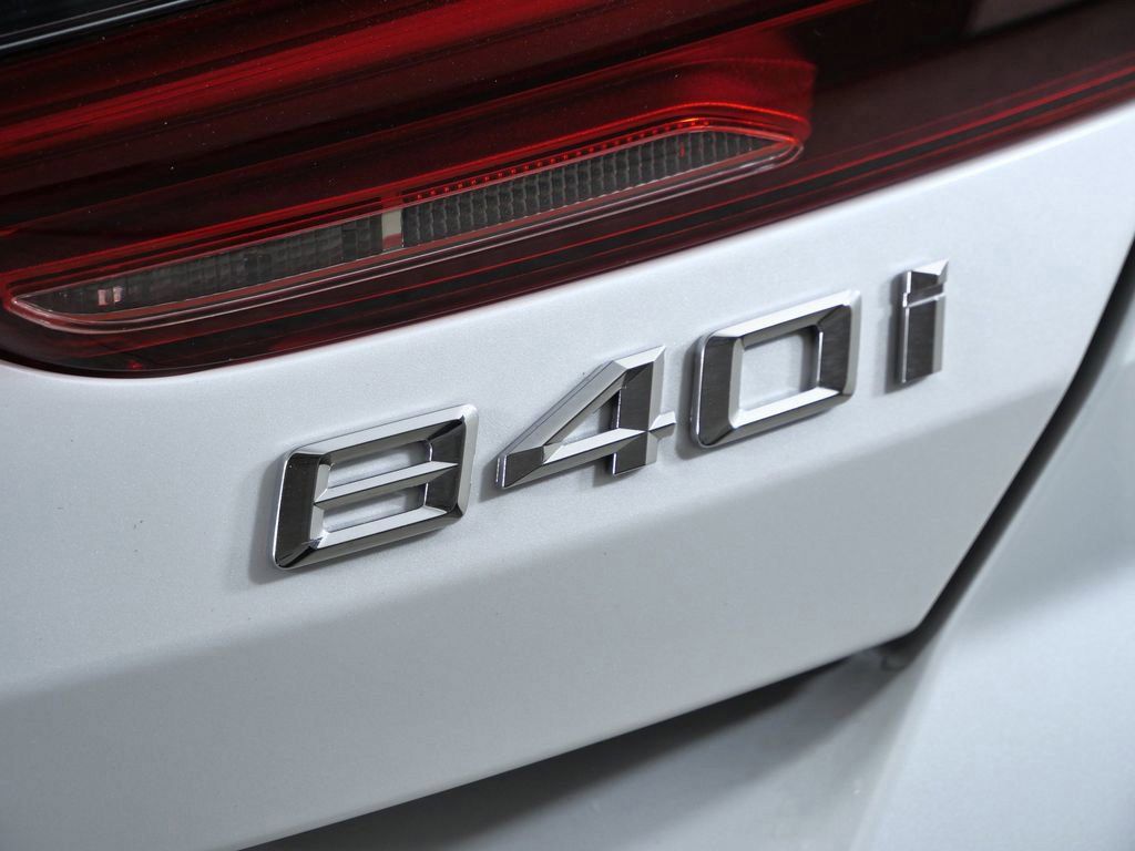Thumbnail: 2026 BMW 8 Series - 22