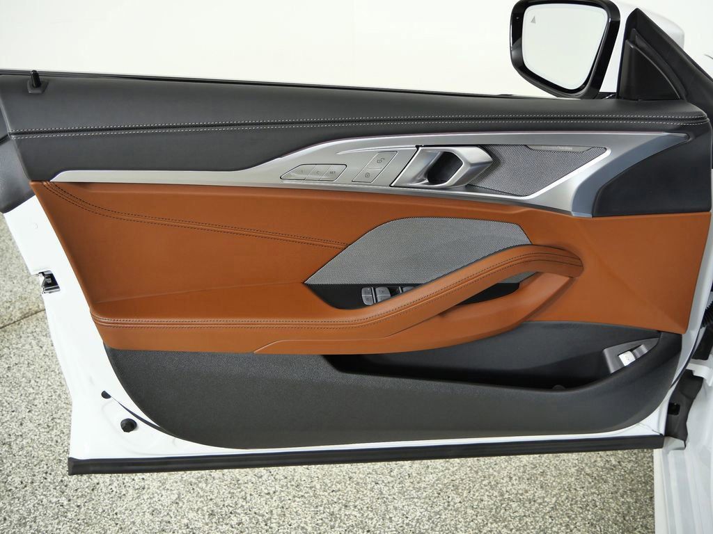 Thumbnail: 2026 BMW 8 Series - 35