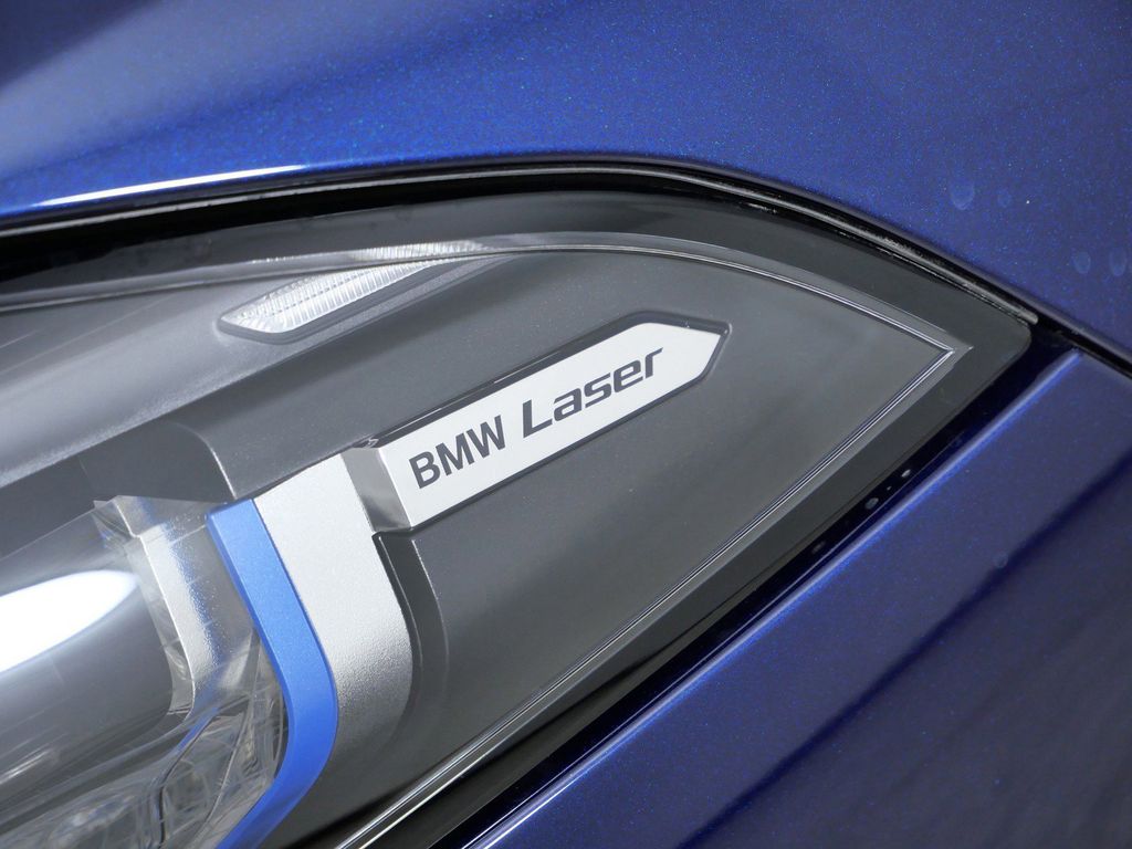 Thumbnail: 2026 BMW 8 Series - 6