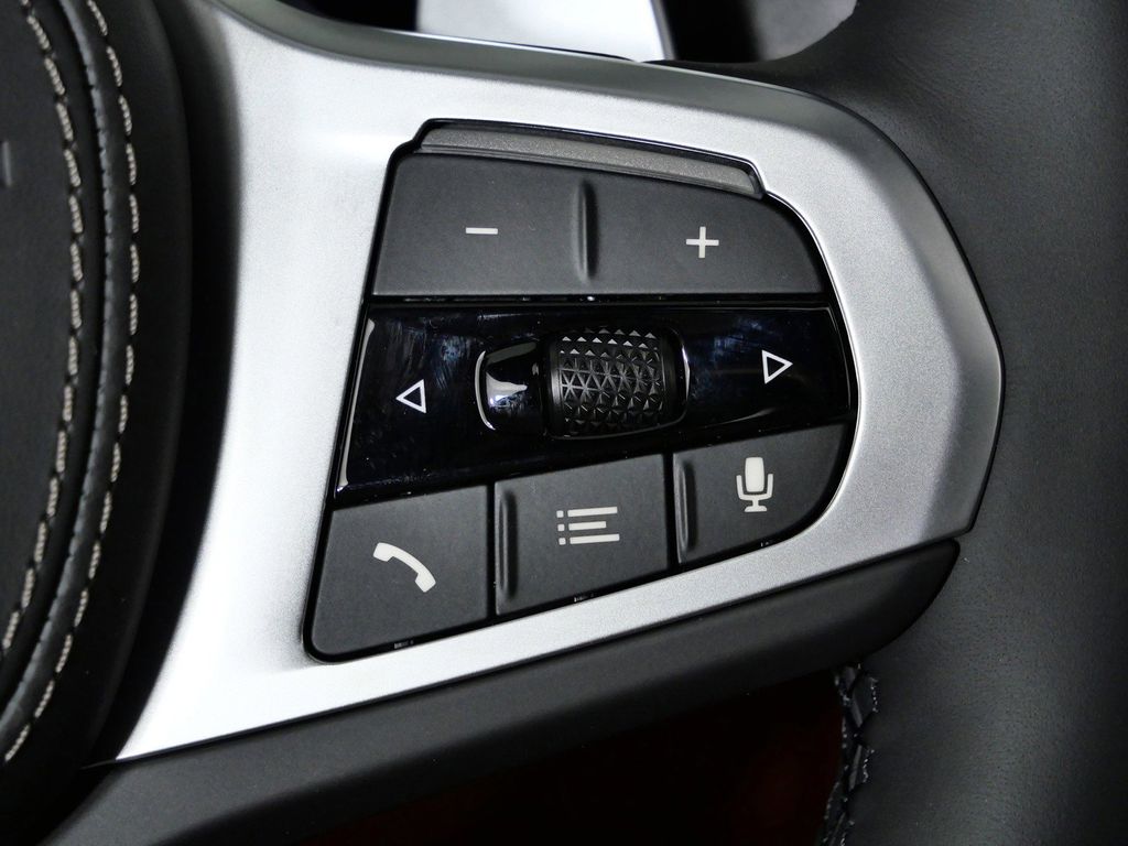 Thumbnail: 2026 BMW 8 Series - 45