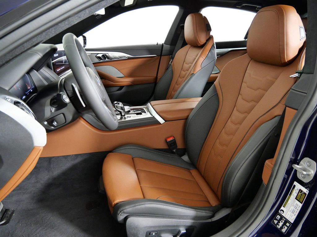 Thumbnail: 2026 BMW 8 Series - 39