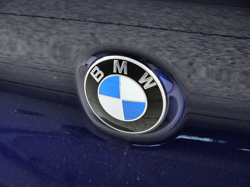 Thumbnail: 2026 BMW 8 Series - 22
