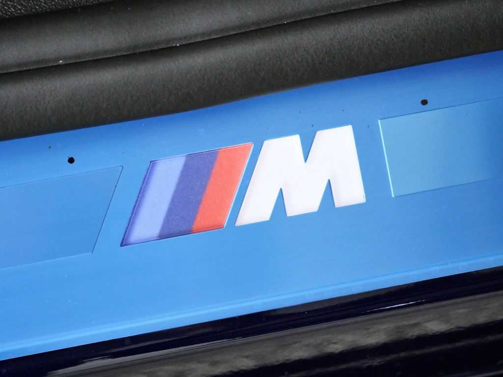 Thumbnail: 2026 BMW 8 Series - 30