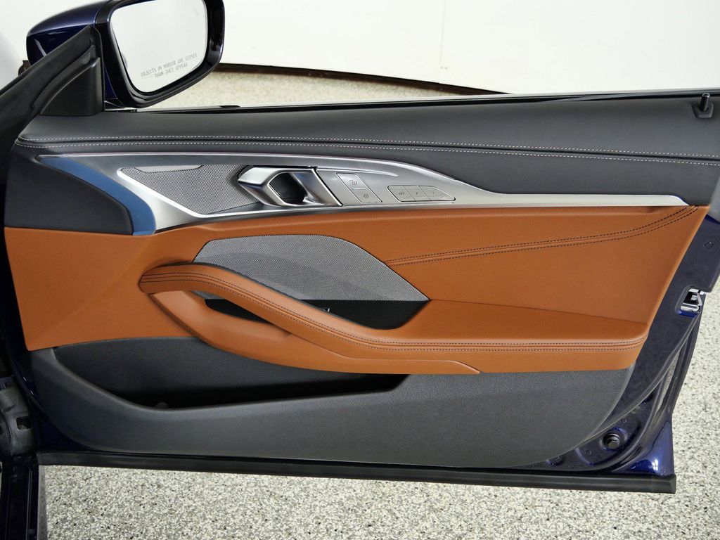 Thumbnail: 2026 BMW 8 Series - 28