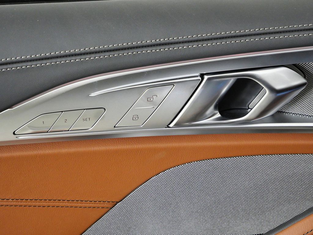 Thumbnail: 2026 BMW 8 Series - 41