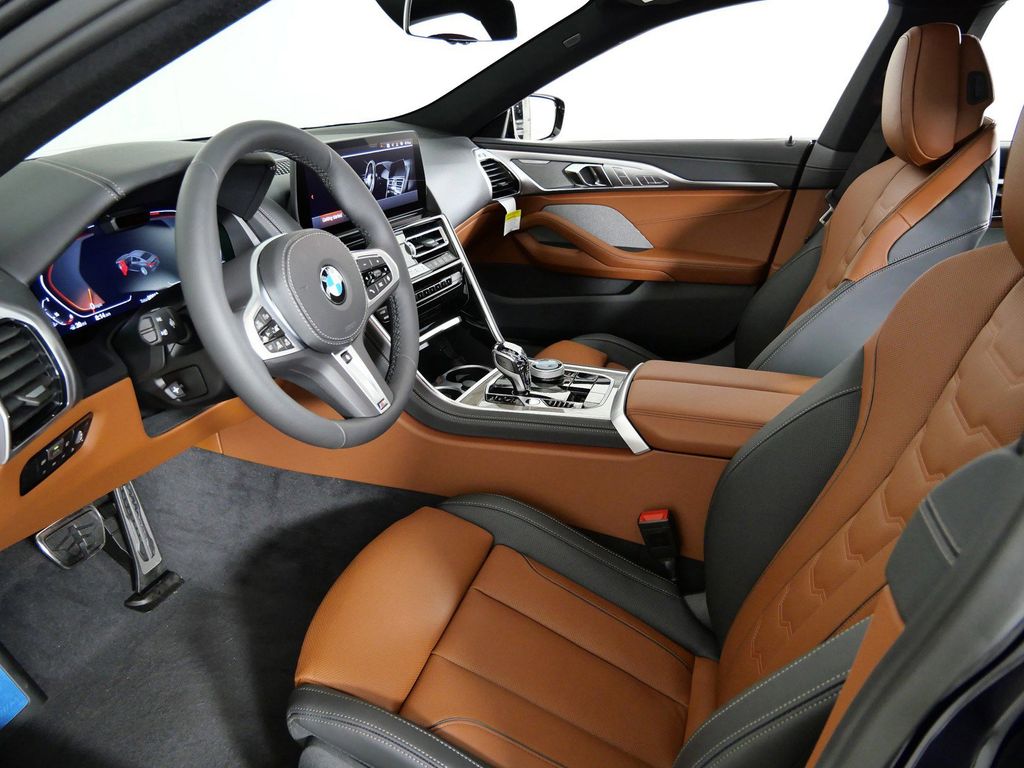 Thumbnail: 2026 BMW 8 Series - 38