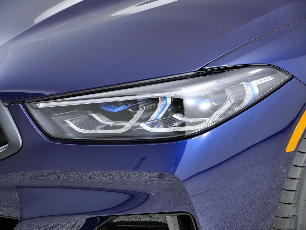 Thumbnail: 2026 BMW 8 Series - 16