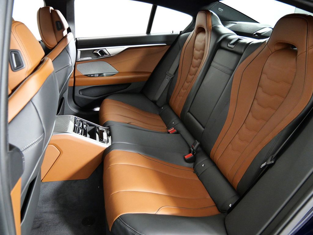 Thumbnail: 2026 BMW 8 Series - 36