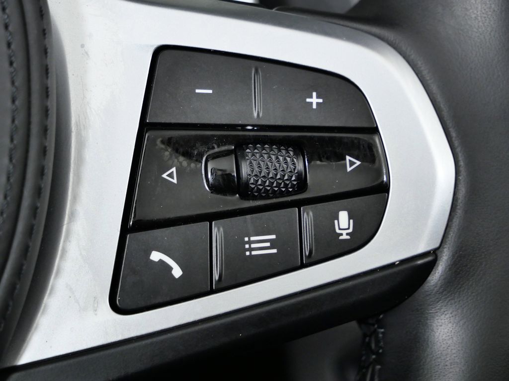 Thumbnail: 2025 BMW Z4 - 39