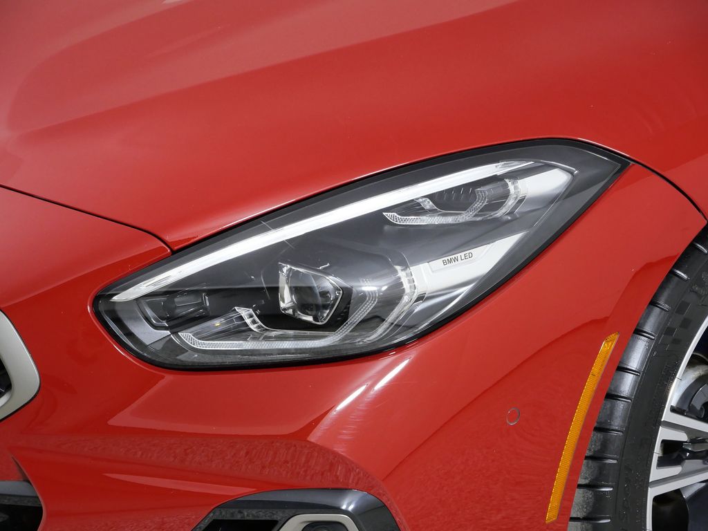 Thumbnail: 2025 BMW Z4 - 15