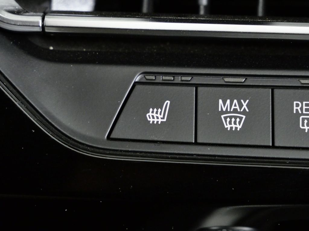 Thumbnail: 2025 BMW Z4 - 48