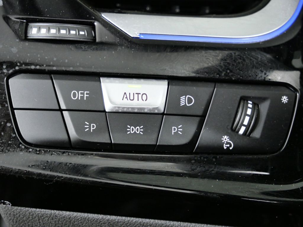 Thumbnail: 2025 BMW Z4 - 36