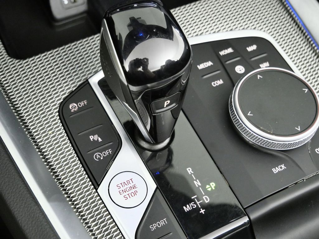 Thumbnail: 2025 BMW Z4 - 11