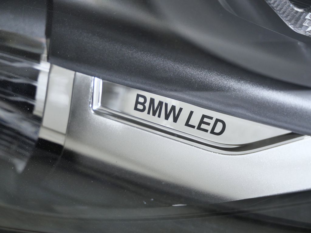 Thumbnail: 2025 BMW Z4 - 6