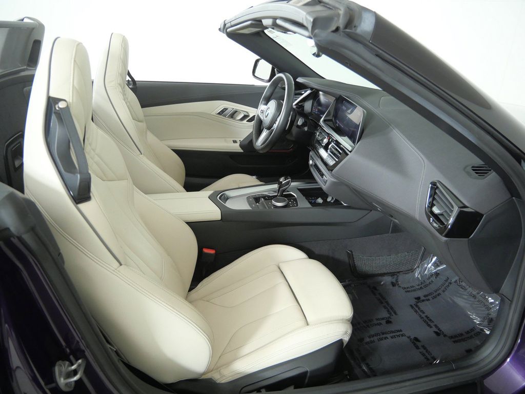 Thumbnail: 2023 BMW Z4 - 8