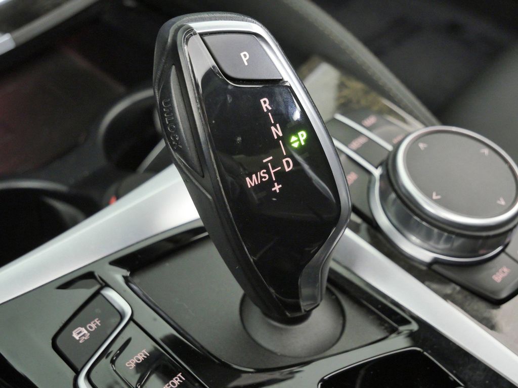 Thumbnail: 2019 BMW 5 Series - 13