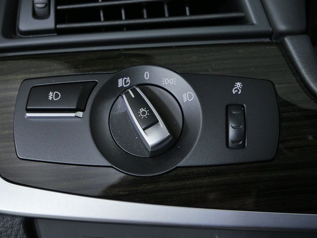 Thumbnail: 2015 BMW 5 Series - 42