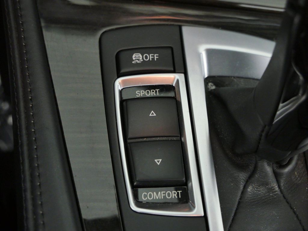 Thumbnail: 2015 BMW 5 Series - 14