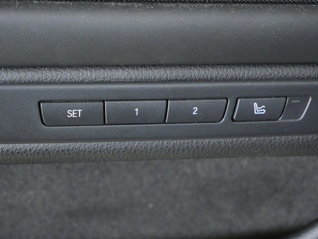 Thumbnail: 2015 BMW 5 Series - 39