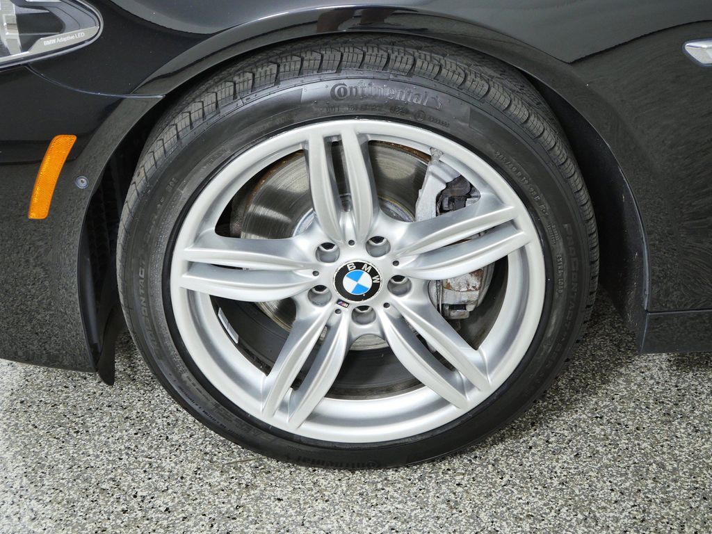 Thumbnail: 2015 BMW 5 Series - 8