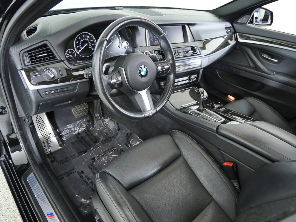Thumbnail: 2015 BMW 5 Series - 9