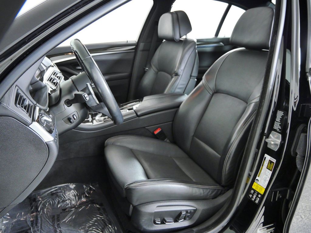 Thumbnail: 2015 BMW 5 Series - 36