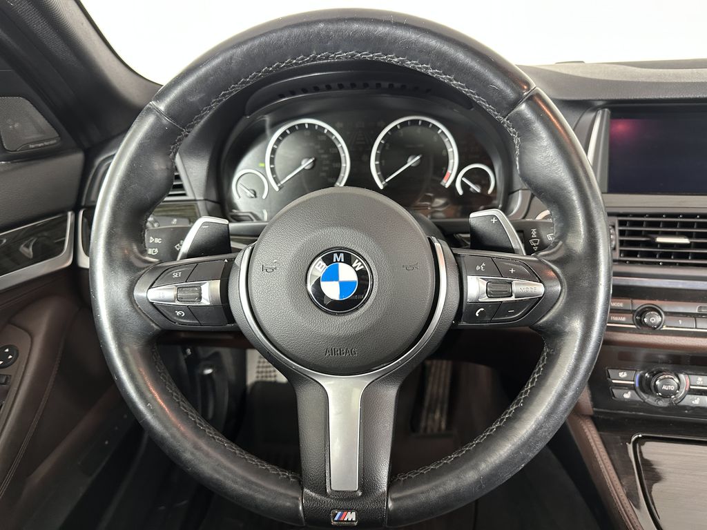 Thumbnail: 2014 BMW 5 Series - 2