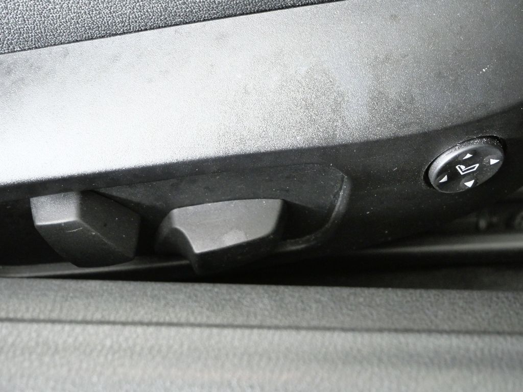 Thumbnail: 2009 BMW Z4 - 27