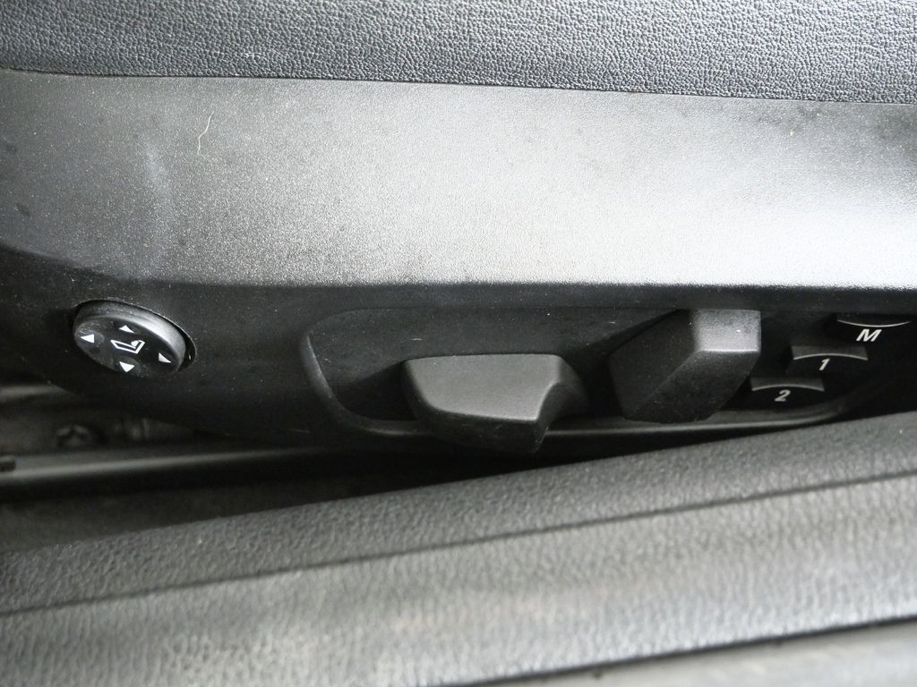 Thumbnail: 2009 BMW Z4 - 33