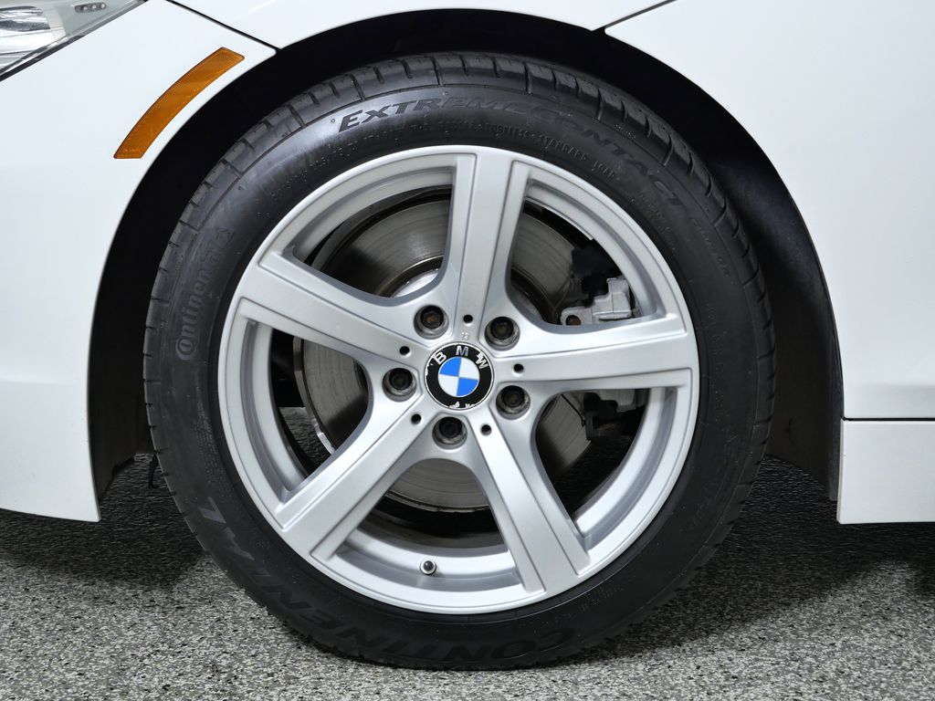 Thumbnail: 2009 BMW Z4 - 25