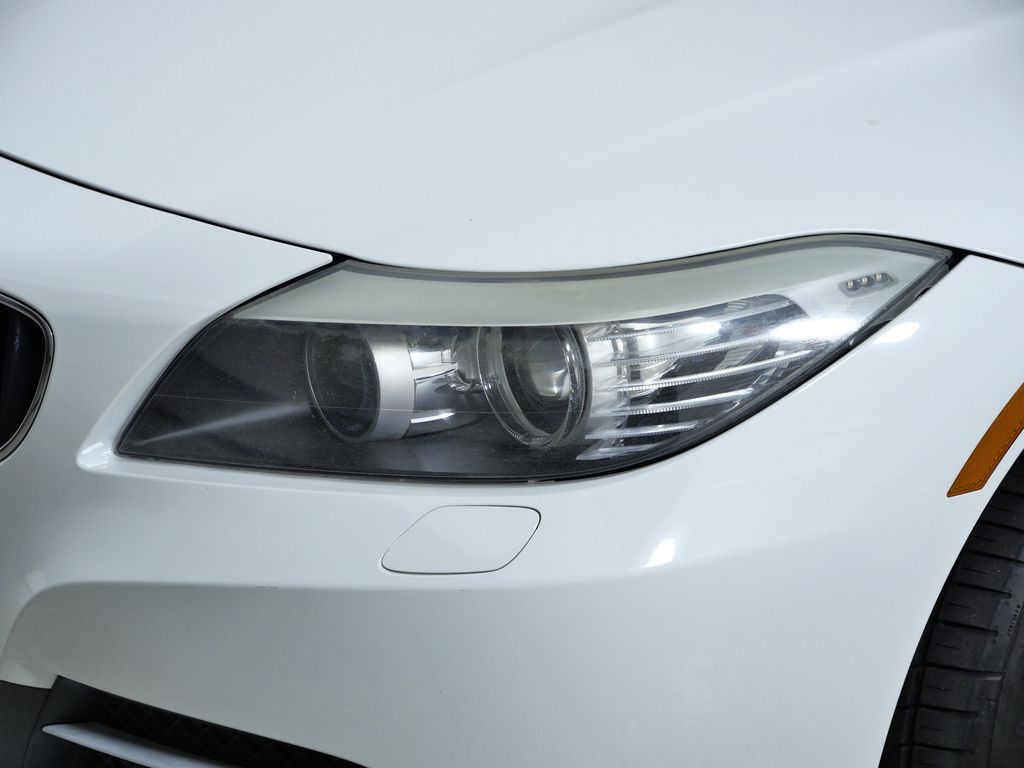 Thumbnail: 2009 BMW Z4 - 14