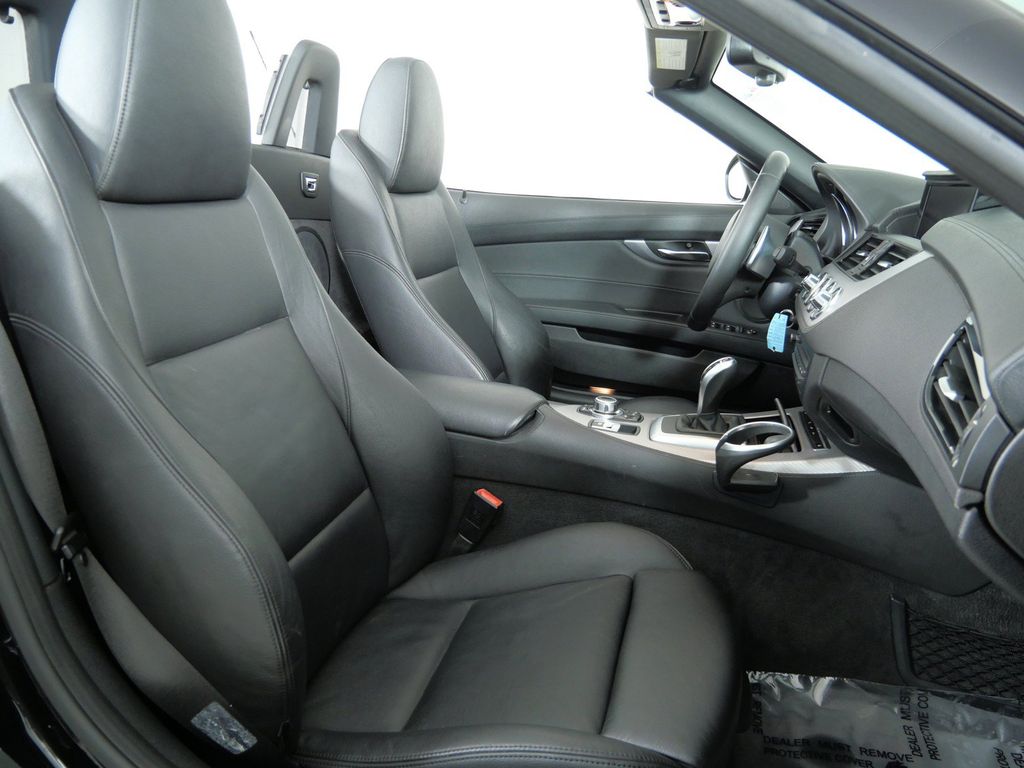 Thumbnail: 2015 BMW Z4 - 28