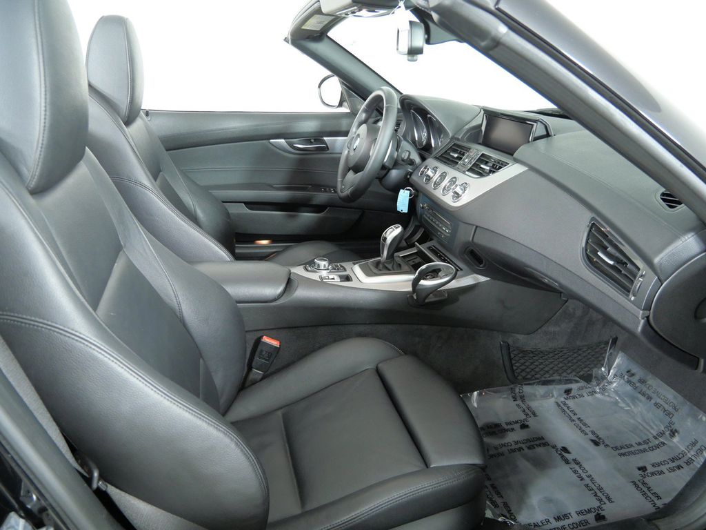Thumbnail: 2015 BMW Z4 - 10
