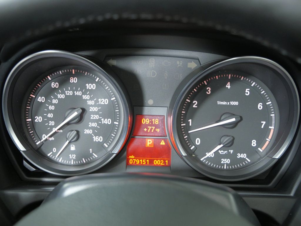 Thumbnail: 2015 BMW Z4 - 14