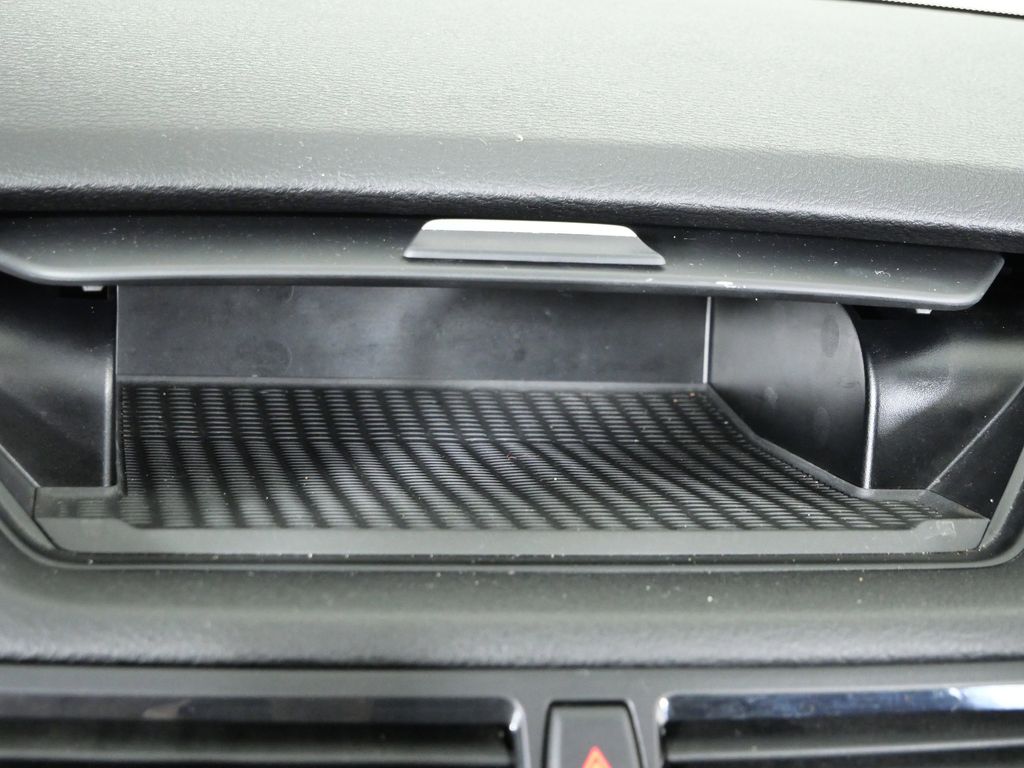 Thumbnail: 2013 BMW X1 - 17