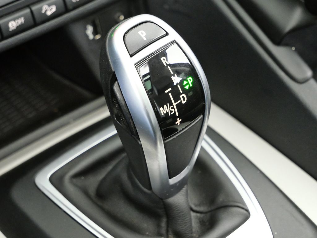 Thumbnail: 2013 BMW X1 - 49