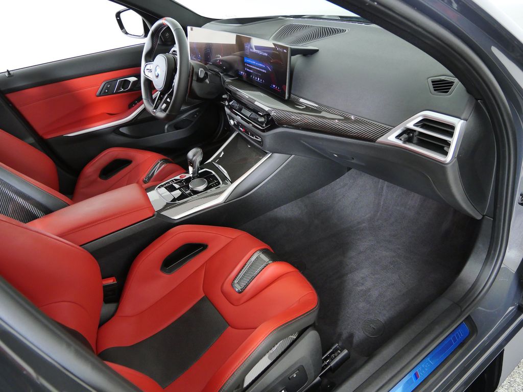 Thumbnail: 2025 BMW M3 - 9