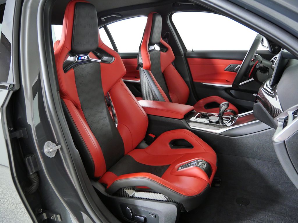 Thumbnail: 2025 BMW M3 - 10